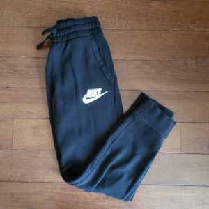 Nike Boys Black Jogger Sweatpants  size small